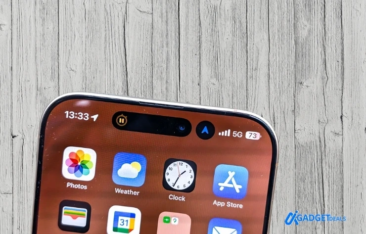 iPhone 17e Dynamic Island on the Dsiplay